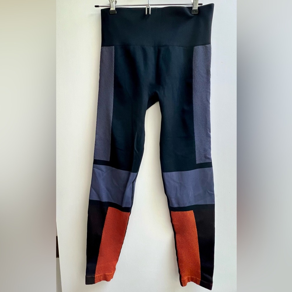 Color Block Leggings Small - Medium